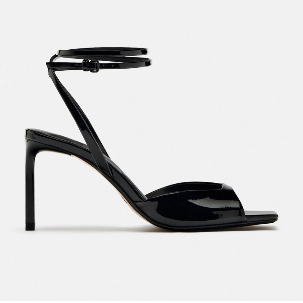 Zara patent heels NEVER WORN SIZE 7.5
